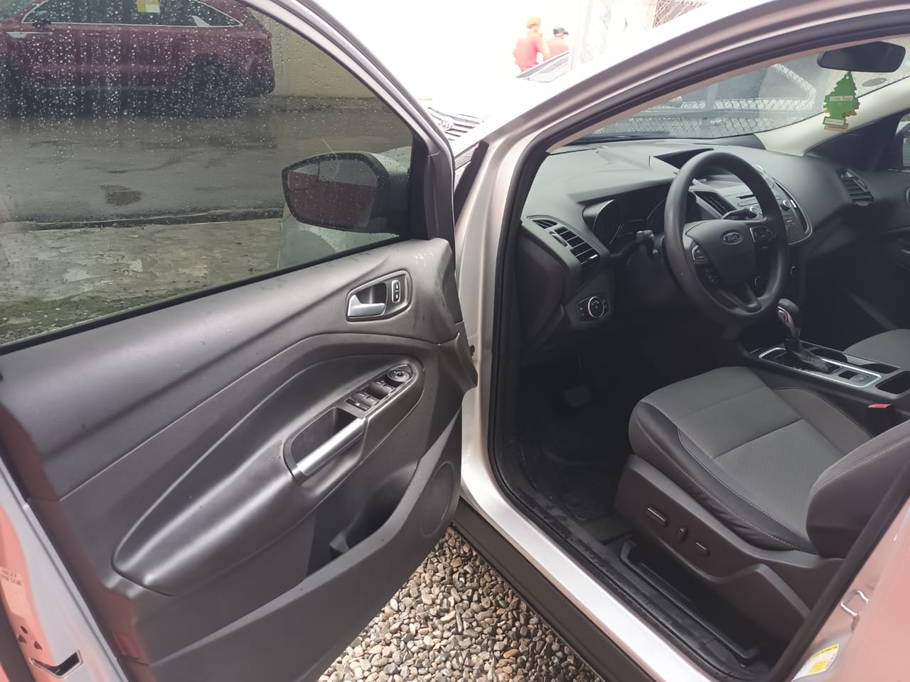 FORD ESCAPE 2018 Foto 7276492-7.jpg