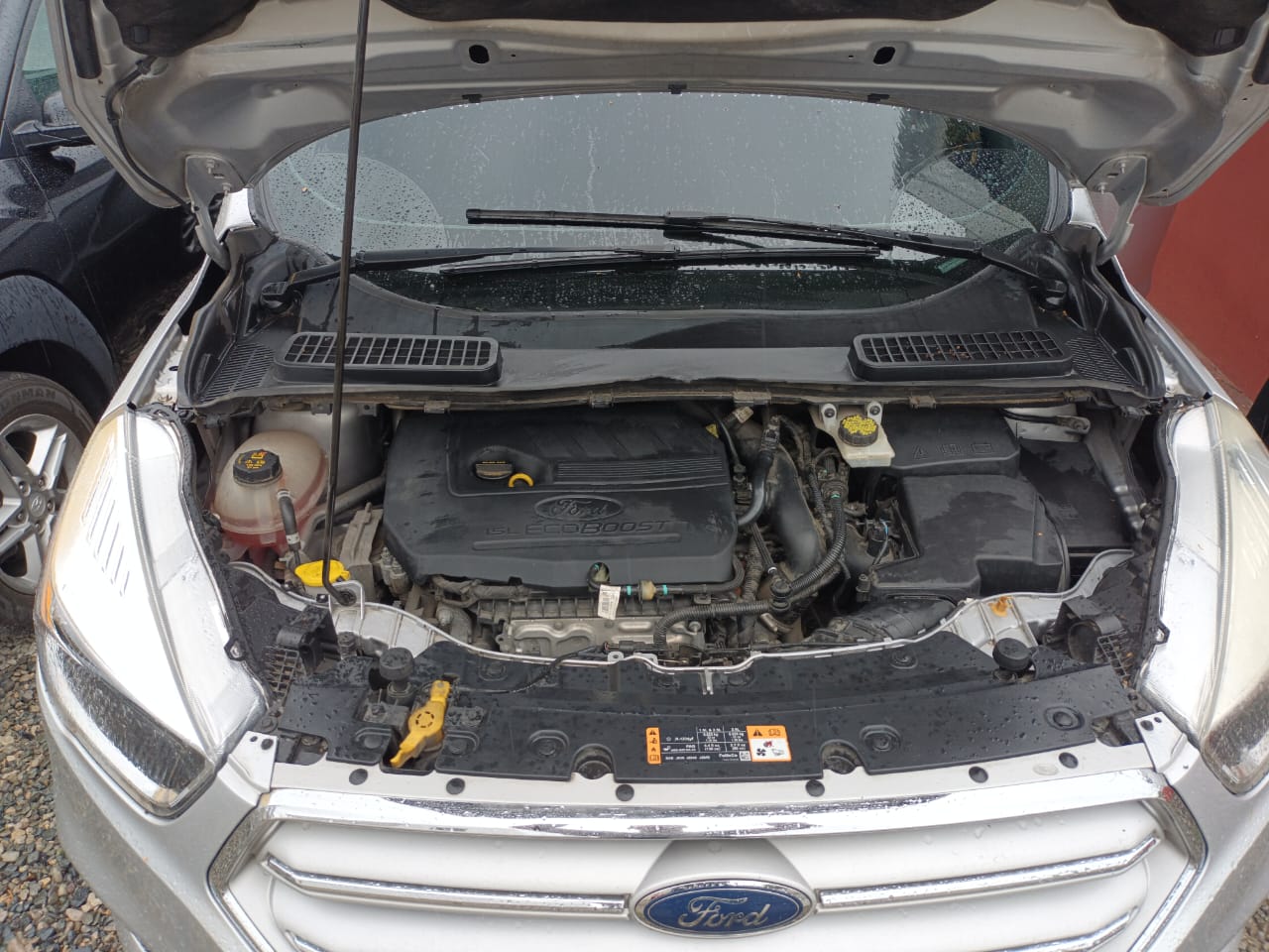 FORD ESCAPE 2018 Foto 7276492-9.jpg