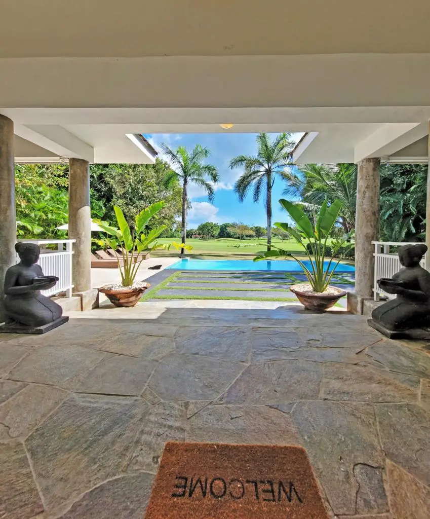 Vendo lujosa Villa en Metro Country Club Juan Dolio Foto 7276493-6.jpg