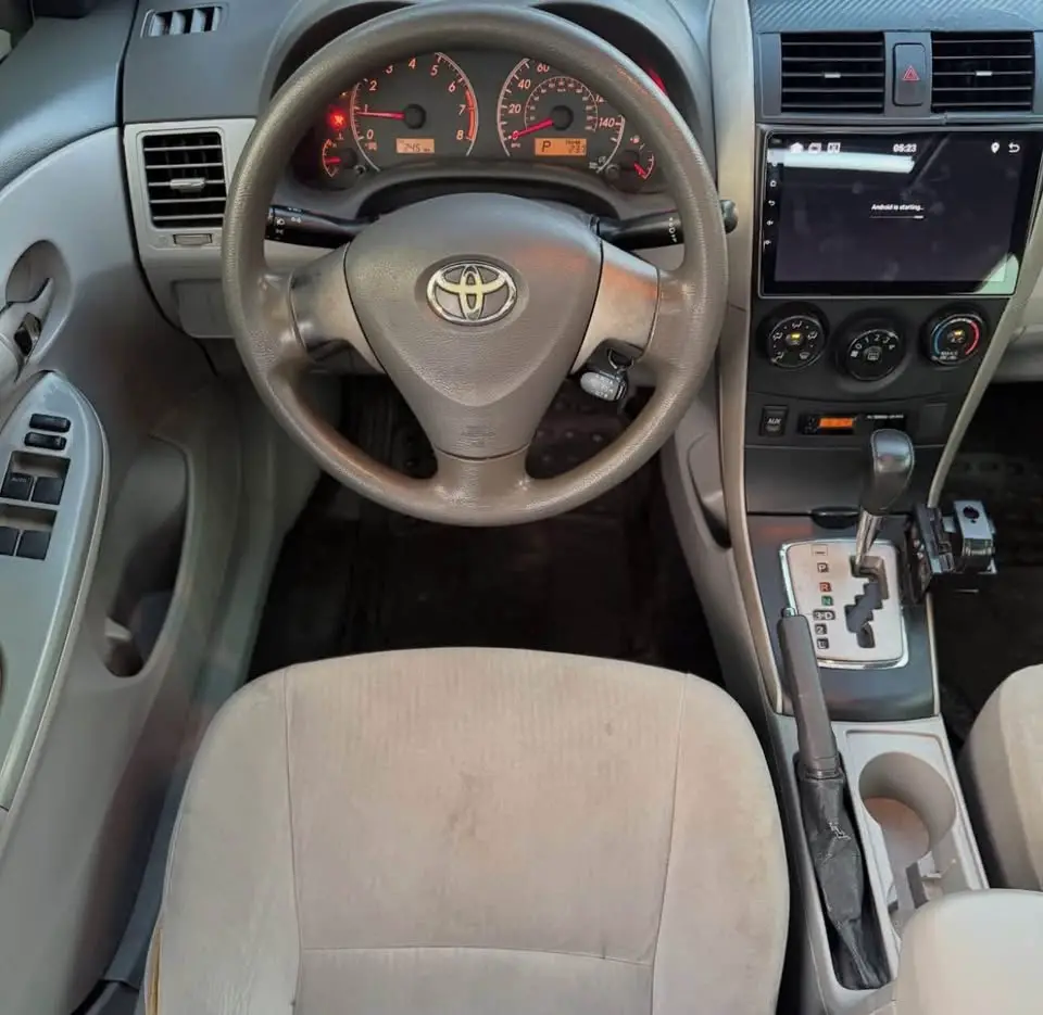 TOYOTA COROLLA 2010  SUNROOF Foto 7276538-8.jpg