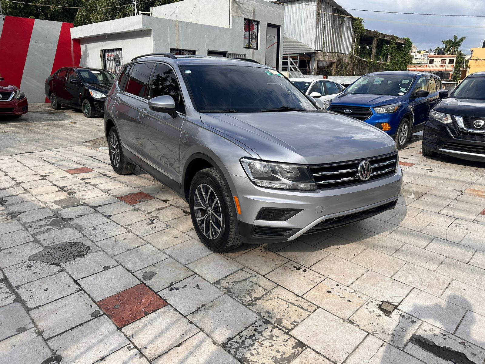 VOLKSWAGUER TIGUAN GRIS 2020 AMERICANO RECIEN IMPORTADO Foto 7276567-2.jpg