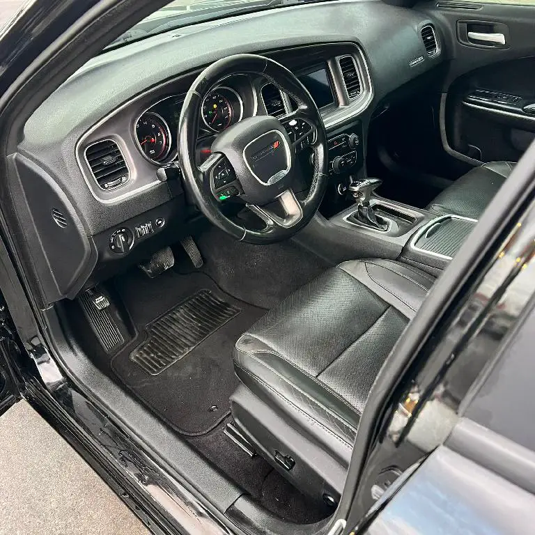 Dodge Charger SXT 2019 Foto 7276901-10.jpg