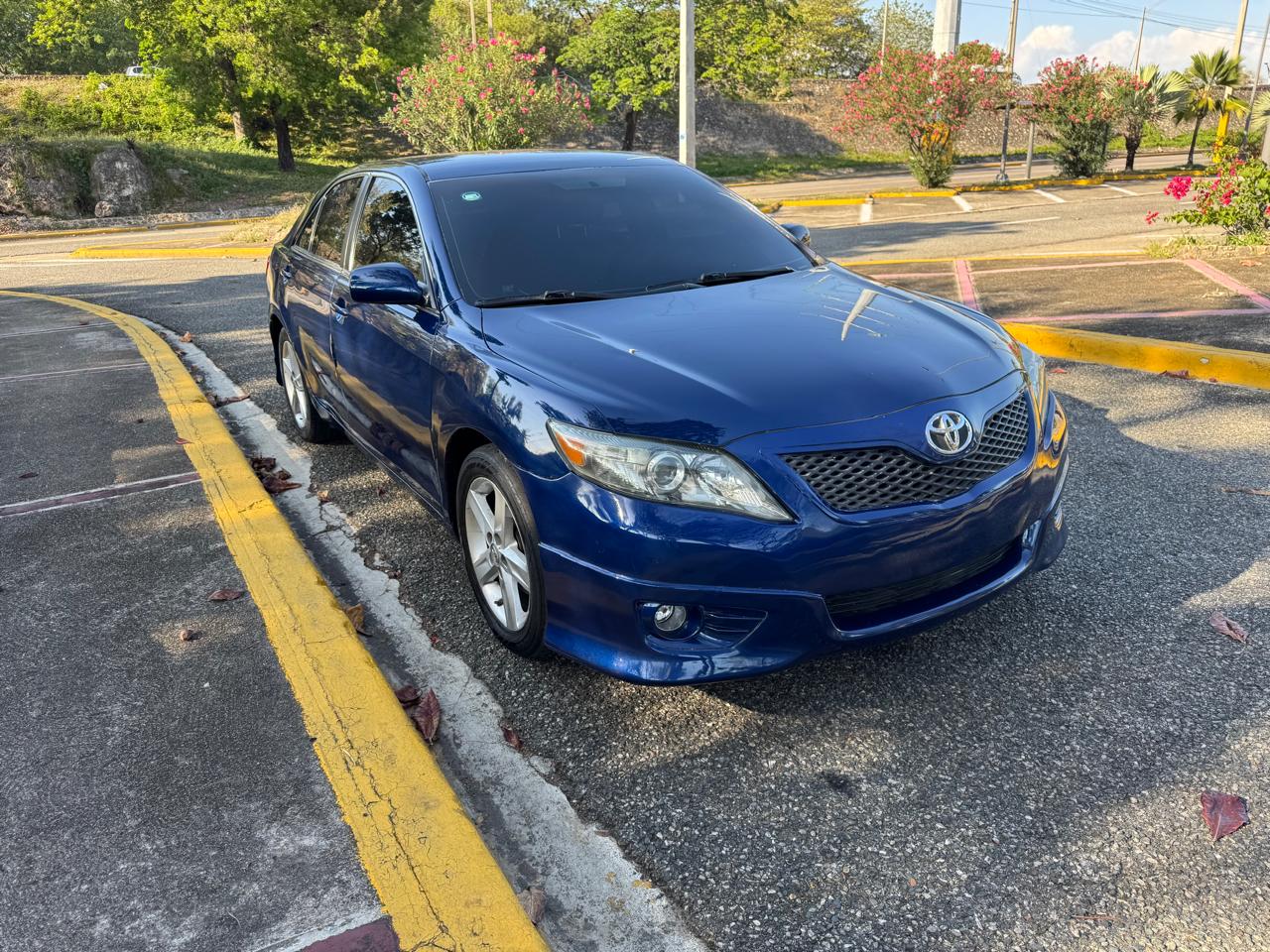 Toyota Camry 2010 XLE Foto 7276945-8.jpg