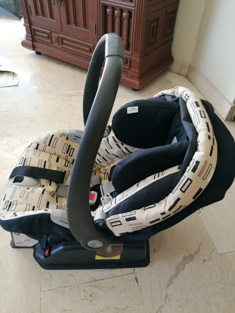 Asiento para auto de bebe Foto 7277013-3.jpg