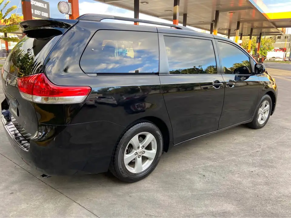 TOYOTA SIENNA 2012  ÓPTIMAS CONDICIONES  IMPECABLE . Foto 7277032-7.jpg