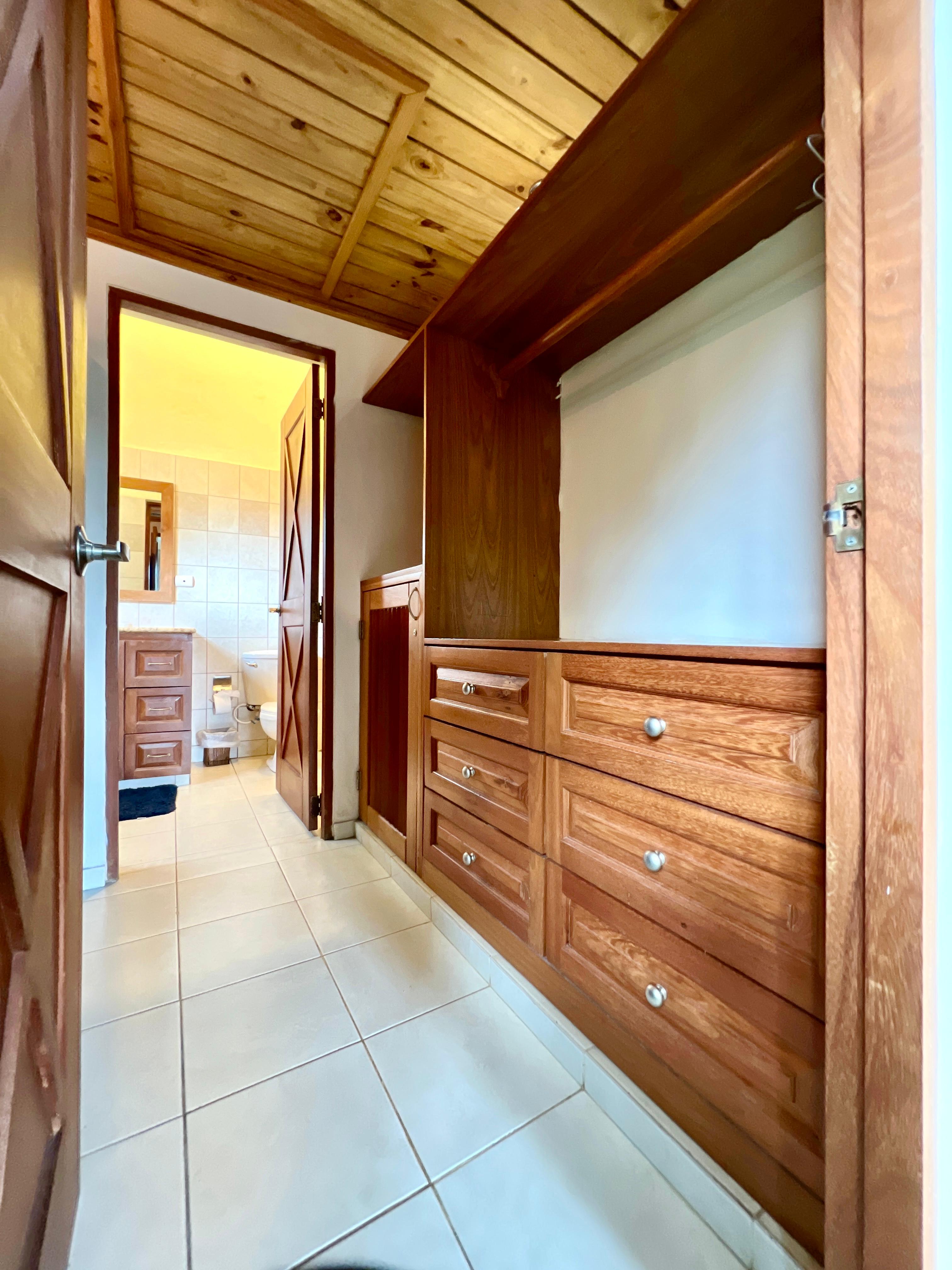  Villa de Lujo en Venta – Tu paraíso privado te espera en Metro Countr Foto 7277092-12.jpg