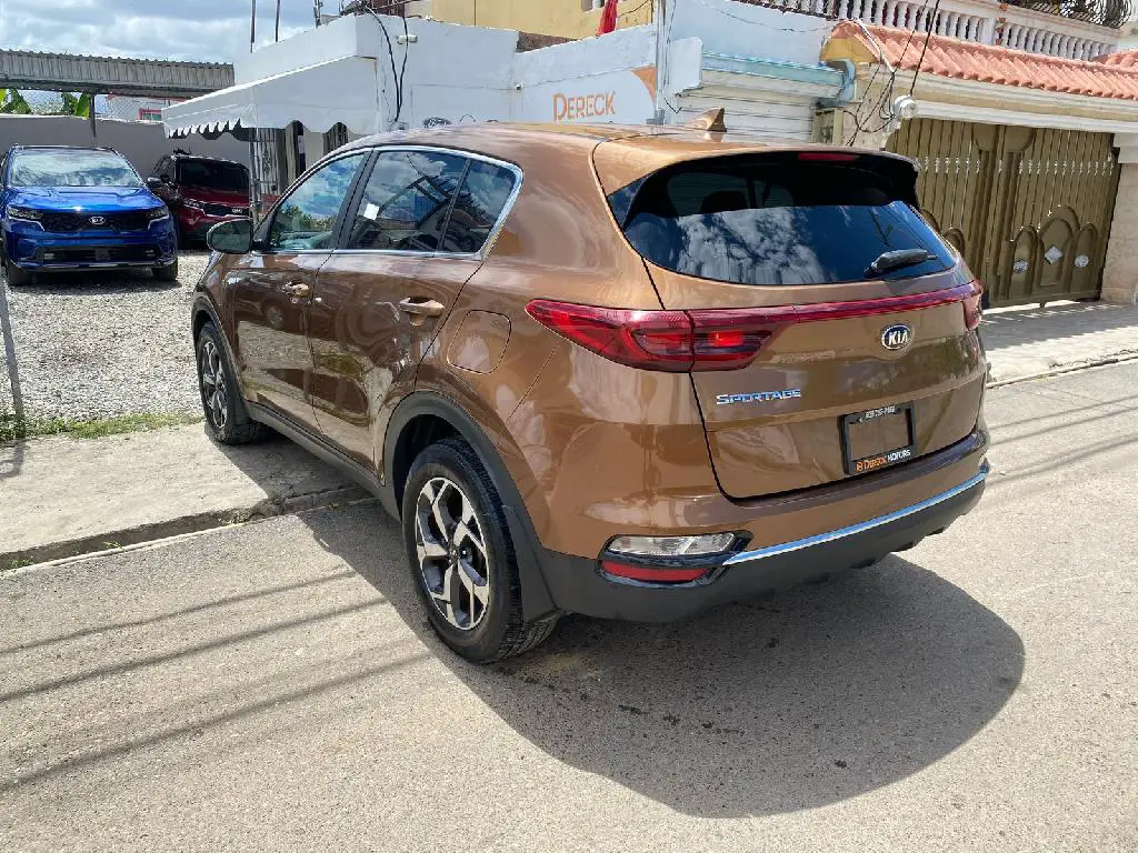 KIA SPORTAGE 2020 Foto 7277146-3.jpg
