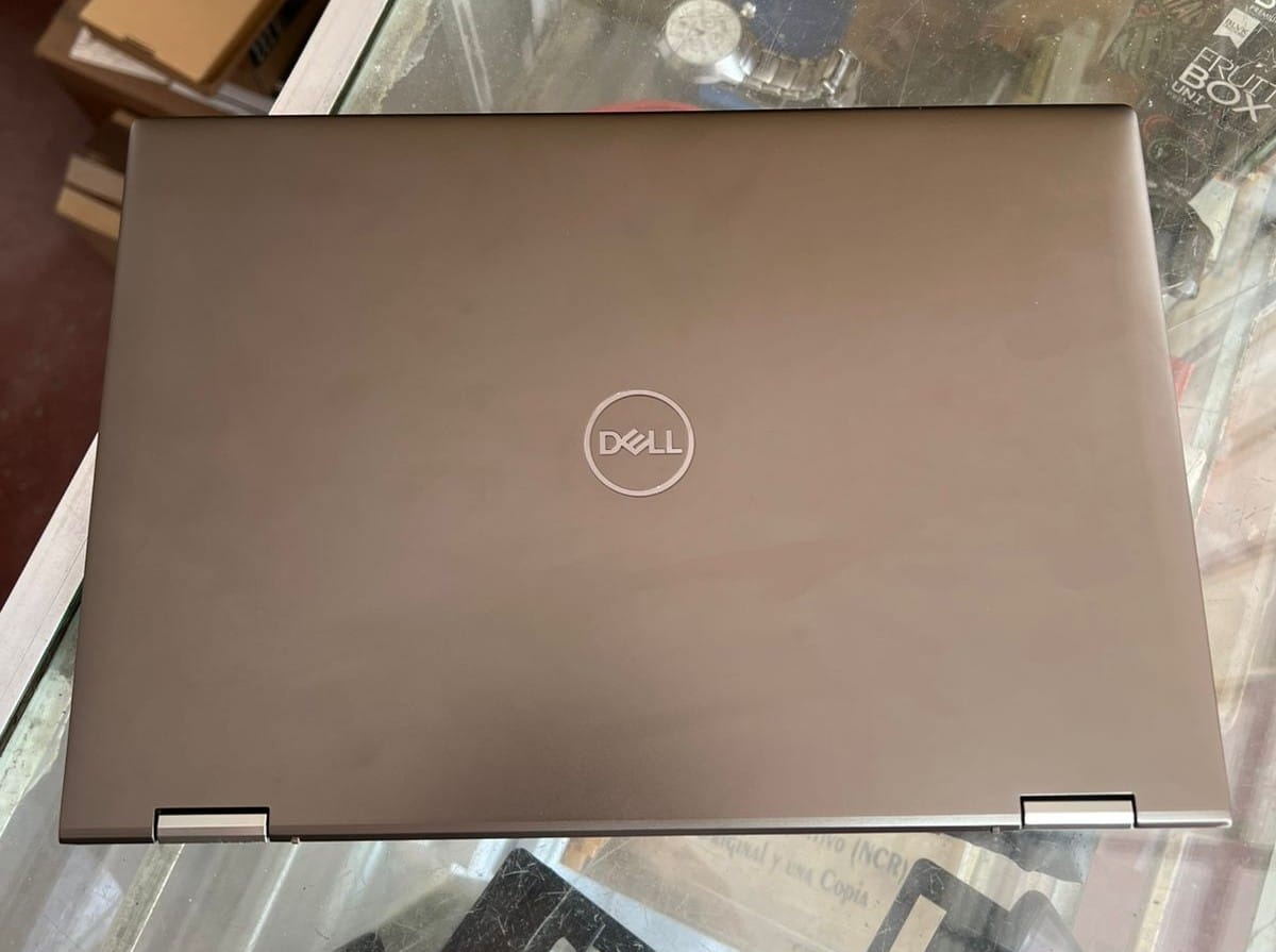 Dell Inspiron 14 i7 10ma gen touch SSD256gb 8gbram 1mes de garantia Foto 7277175-3.jpg