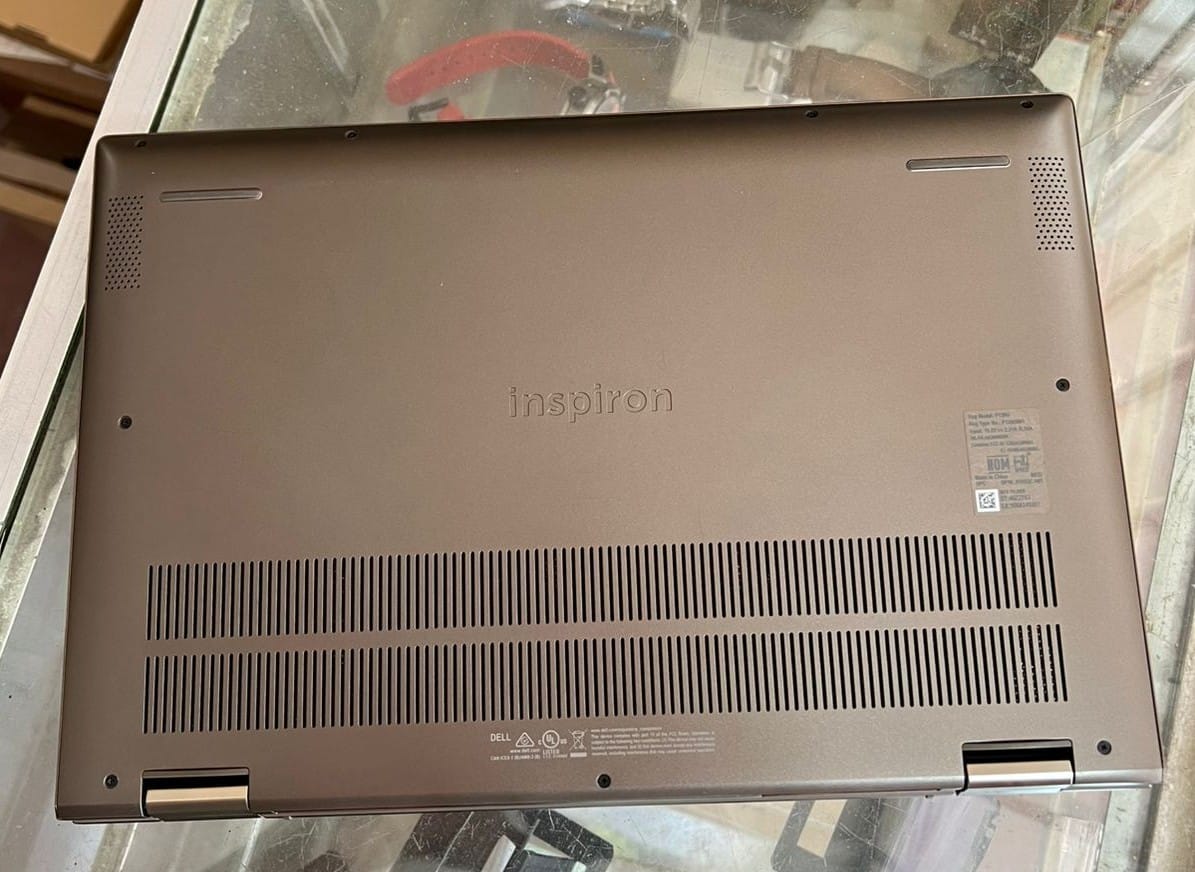 Dell Inspiron 14 i7 10ma gen touch SSD256gb 8gbram 1mes de garantia Foto 7277175-4.jpg