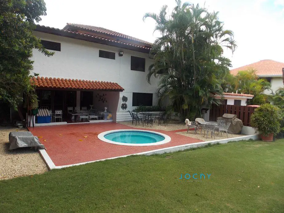 Jochy Real Estate vende villa en Casa de Campo La Romana R.D Foto 7277209-1.jpg