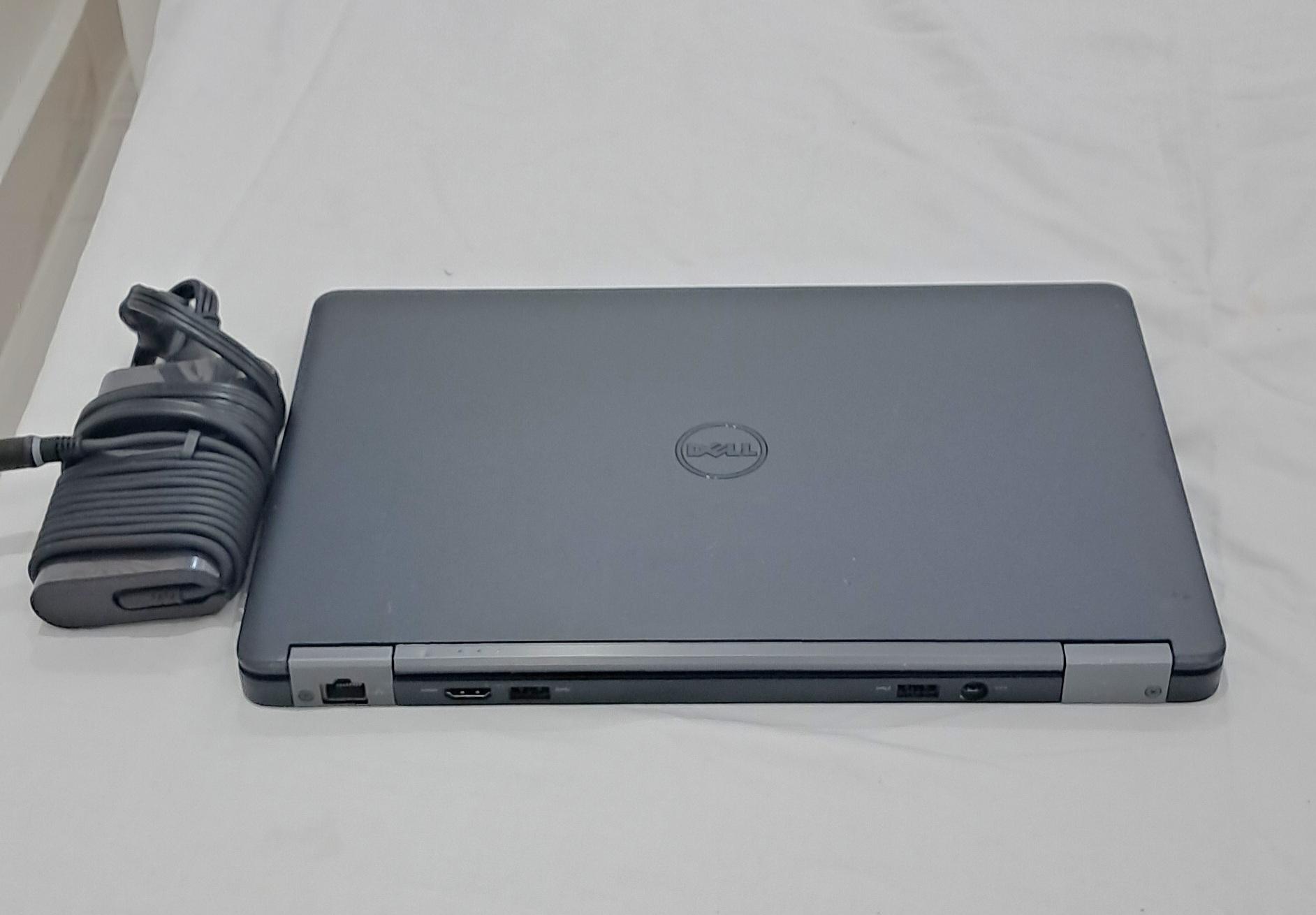 Laptop Dell 7250 i5 256GB SSD 12Gb RAM Foto 7277226-4.jpg