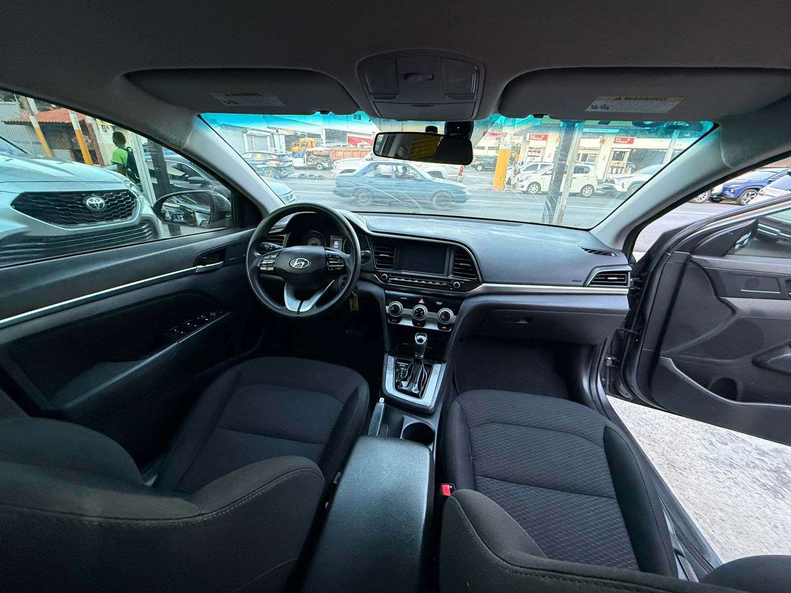 HYUNDAI ELANTRA SEL 2019 GRIS RECIEN IMPORTADO Foto 7277264-9.jpg