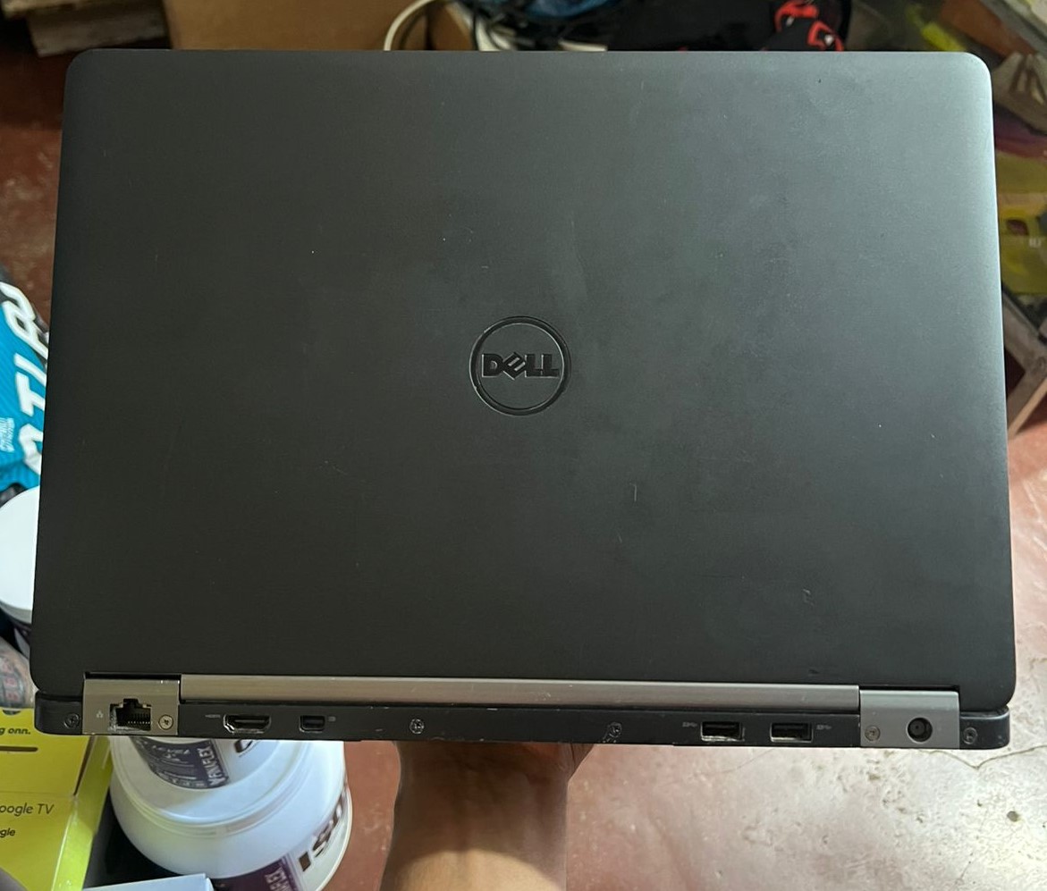 Dell Latitude 14 i7 6tagen ssd 256gb 20gb ram 1 Mes de Garanti Foto 7277370-2.jpg