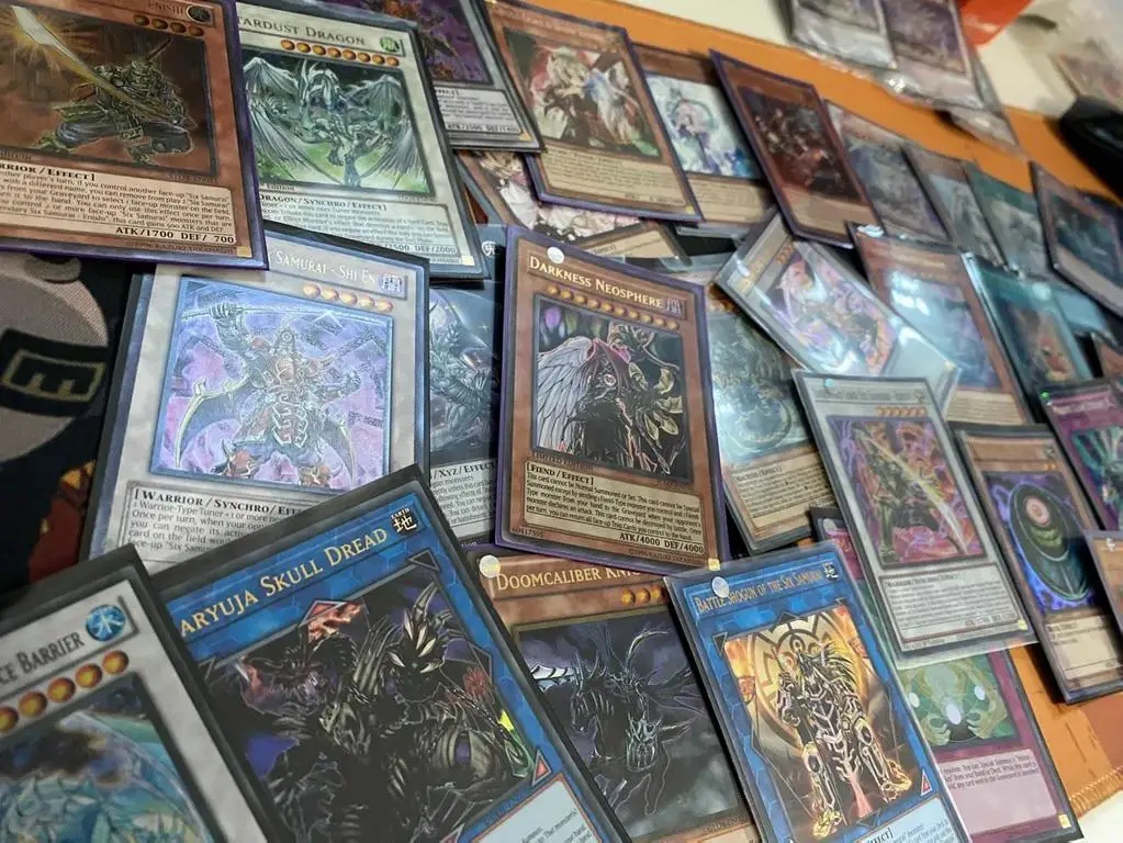 Packs de Tarjetas Yugioh 50 Cartas 3 Raras/ultras/secretas aseguradas Foto 7277667-2.jpg
