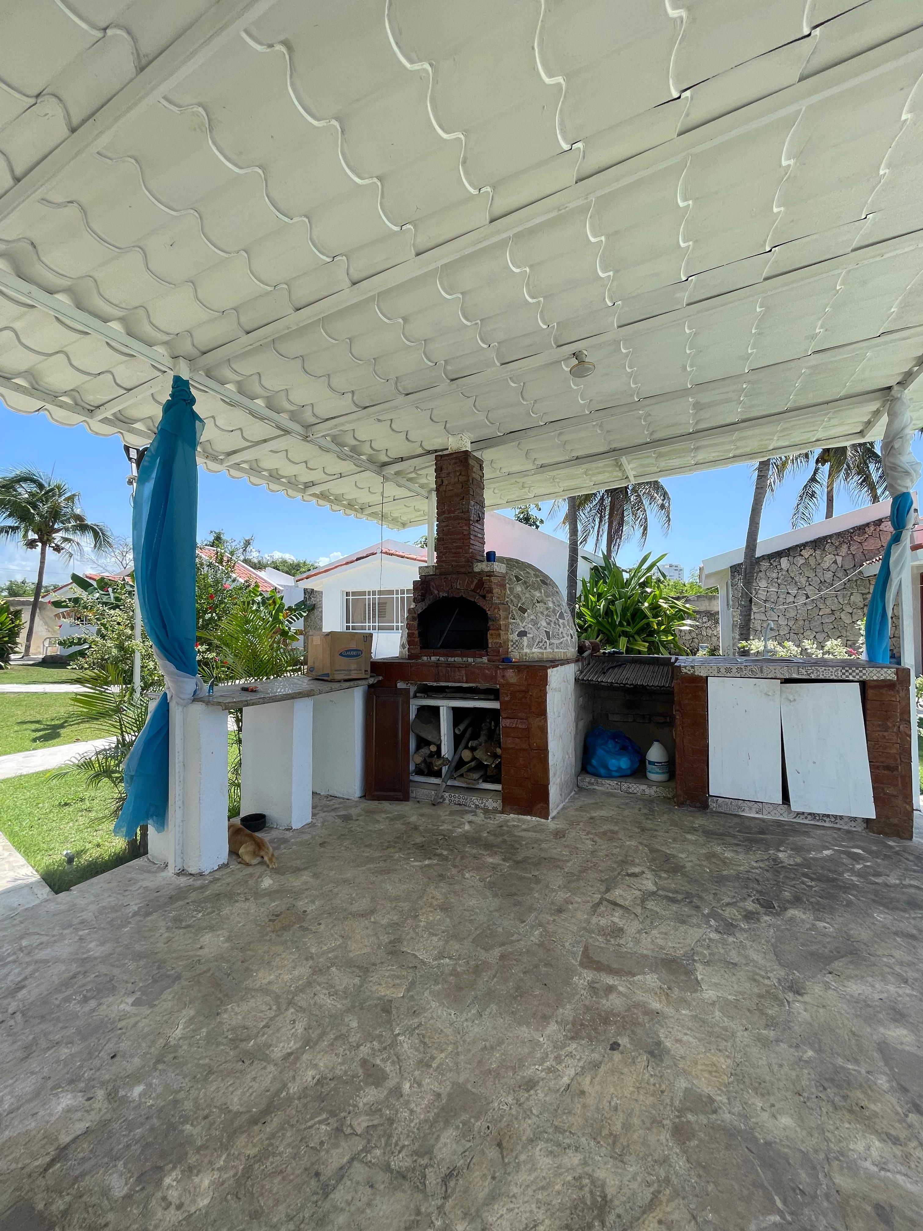 Villa en Venta en el Boulevard de Juan Dolio  Foto 7277730-7.jpg