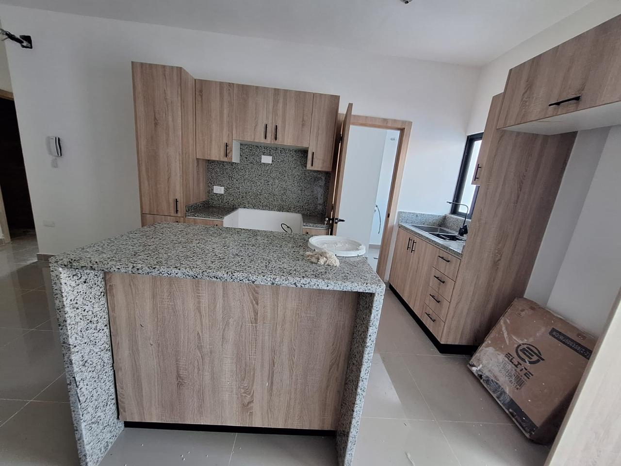 Apartamento de 3 Habitaciones en Venta en la Av. Ecológica.  Foto 7277844-3.jpg