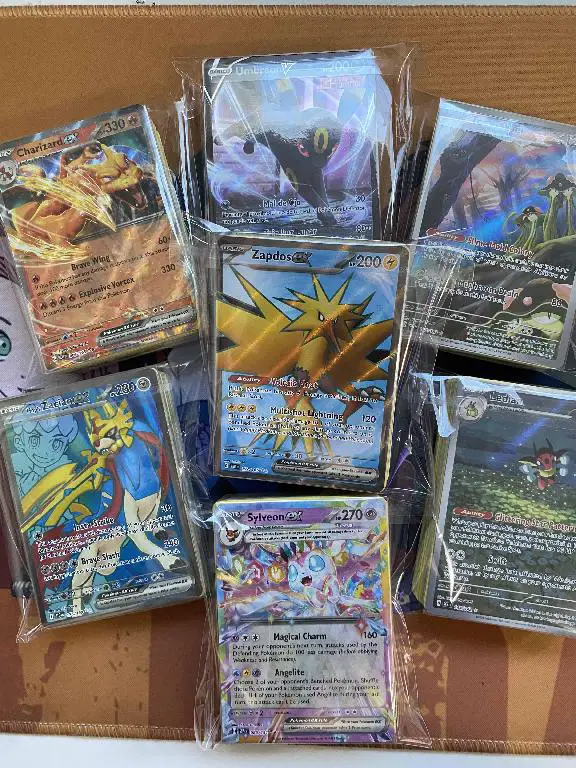 Pack 35 Tarjetas Pokémon más 15 Gratis Foto 7278223-1.jpg