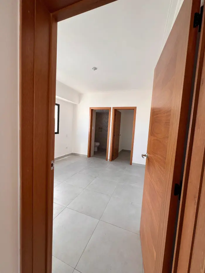 Se alquila hermoso apartamento Evaristo Morales Foto 7278299-7.jpg