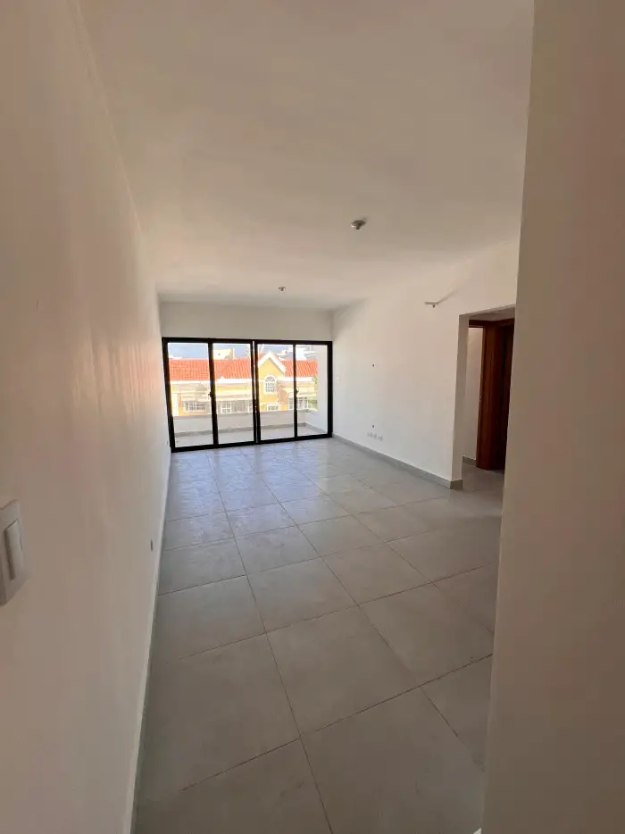 Se alquila hermoso apartamento Evaristo Morales Foto 7278299-8.jpg