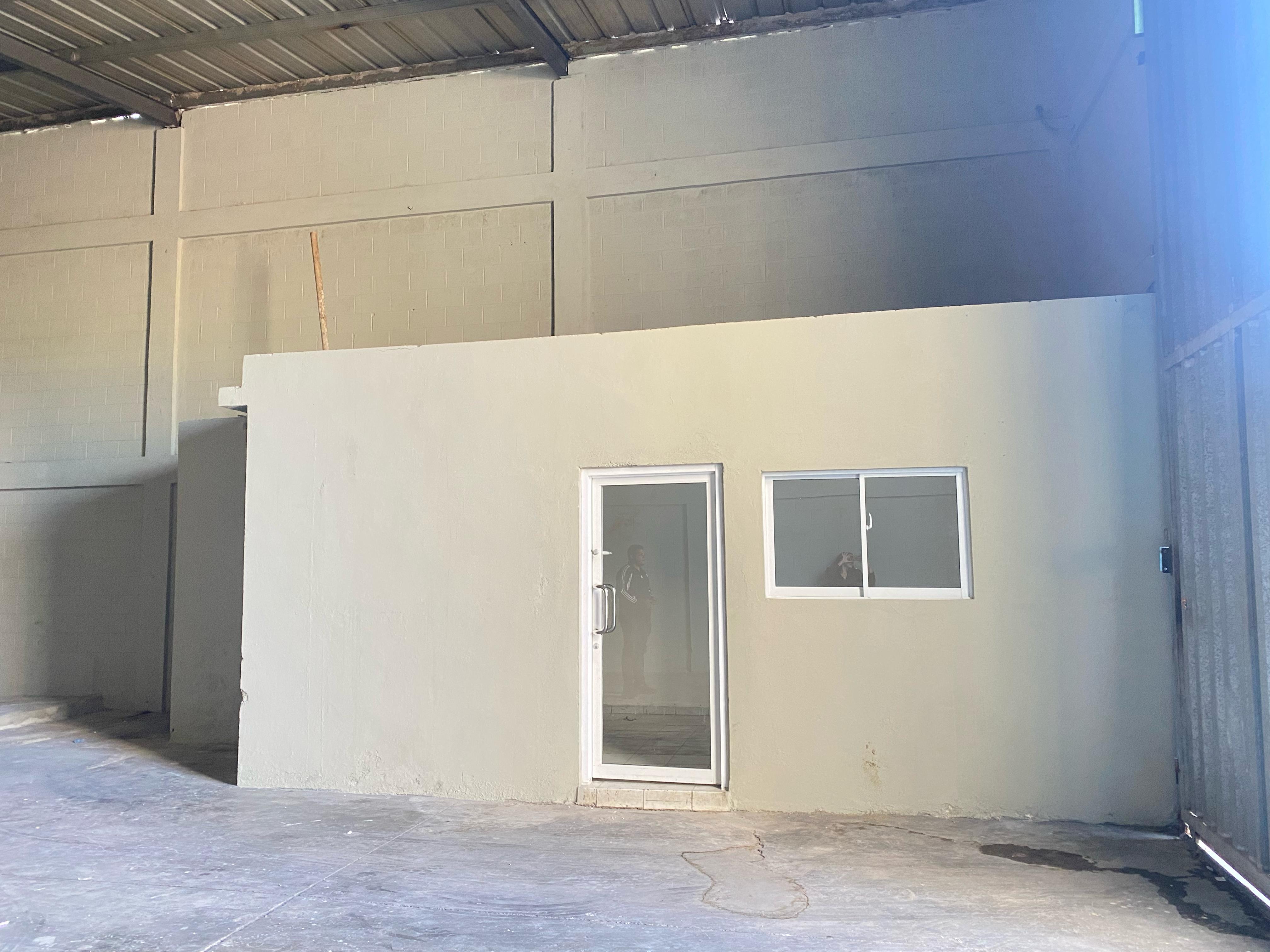 Nave Comercial de 480 metros disponible en villa consuelo  Foto 7278334-7.jpg