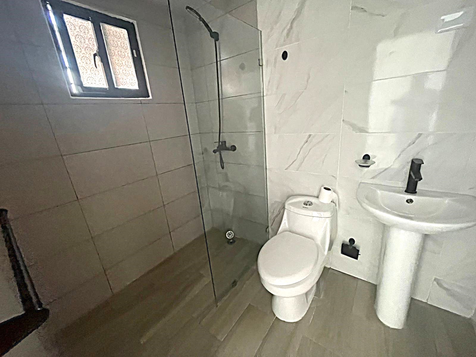 ???? Se Alquila apartamento en Segundo Nivel en Los Llanos de Gurabo – Foto 7278459-6.jpg
