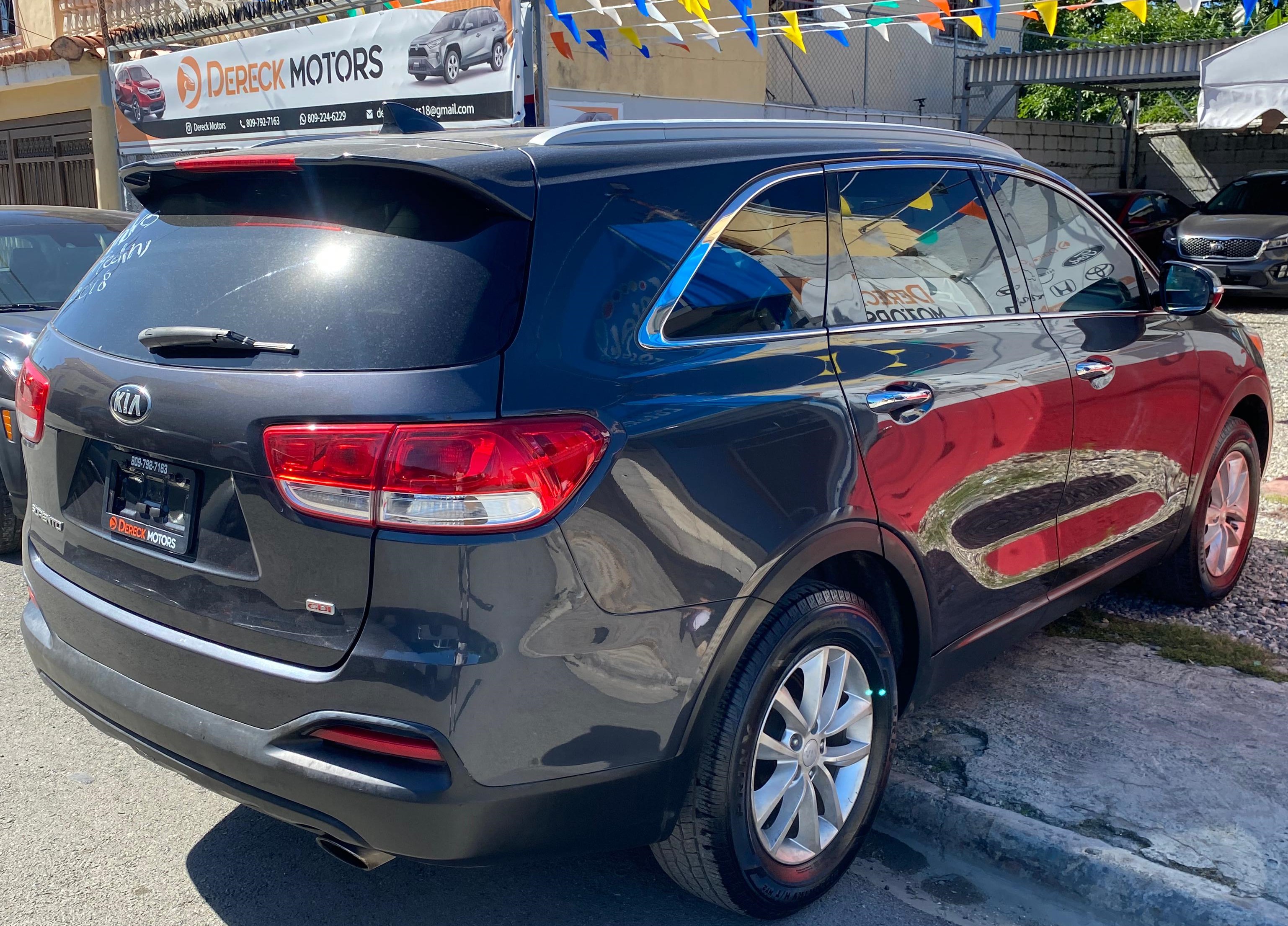 KIA SORENTO LX 2018 Foto 7278603-4.jpg