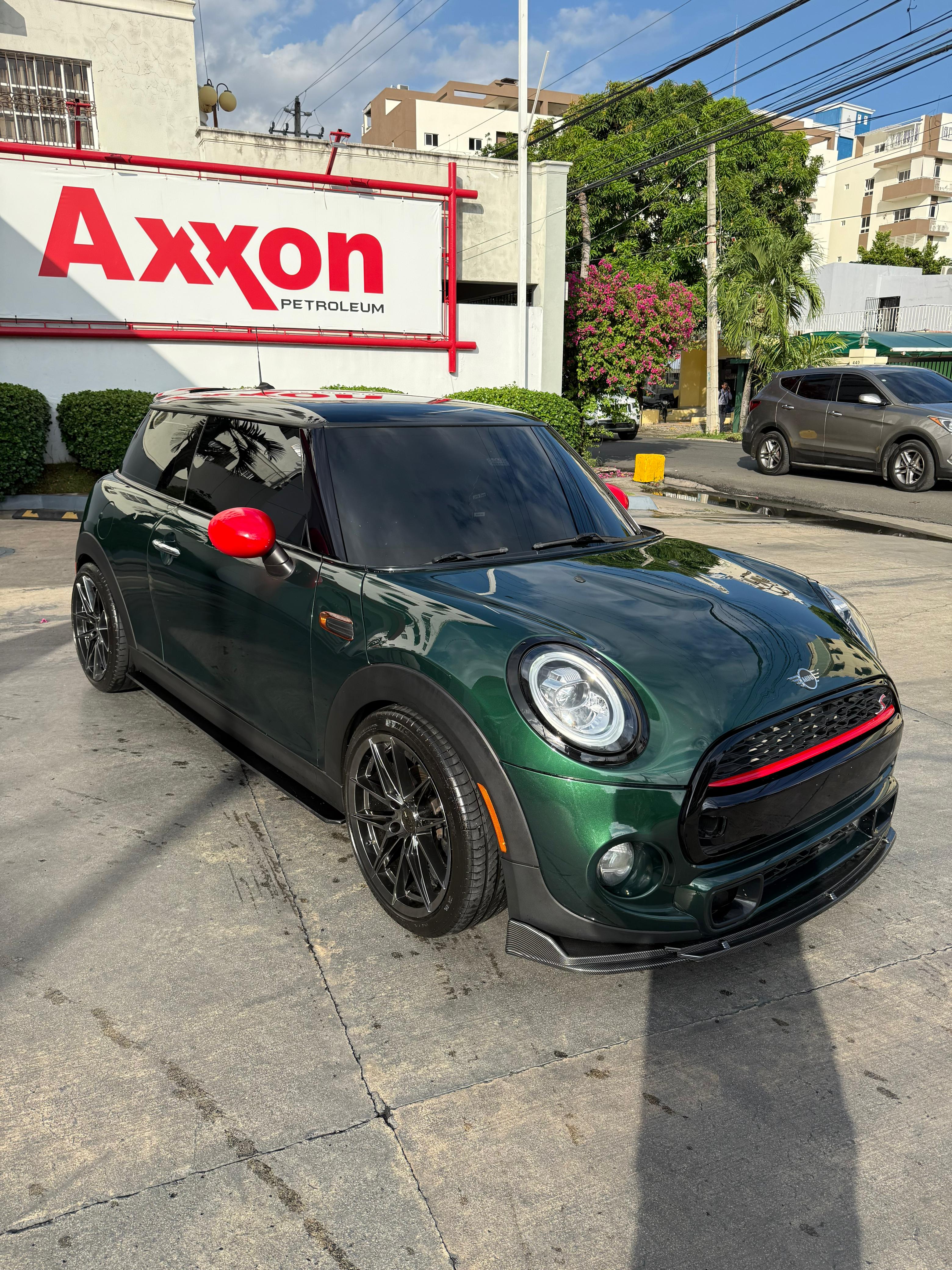 mini Cooper Hardtop 2019 CleanCarfax Foto 7278646-2.jpg