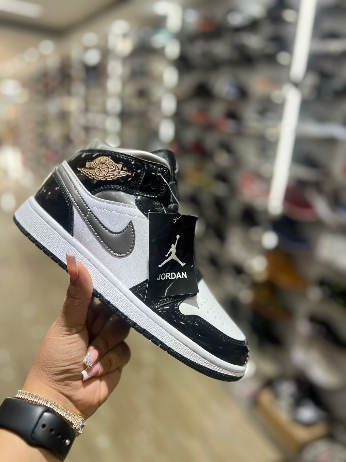 Tenis Teni Nike Air Jordan Retro 1 Ultimate 2K26 Foto 7278762-3.jpg