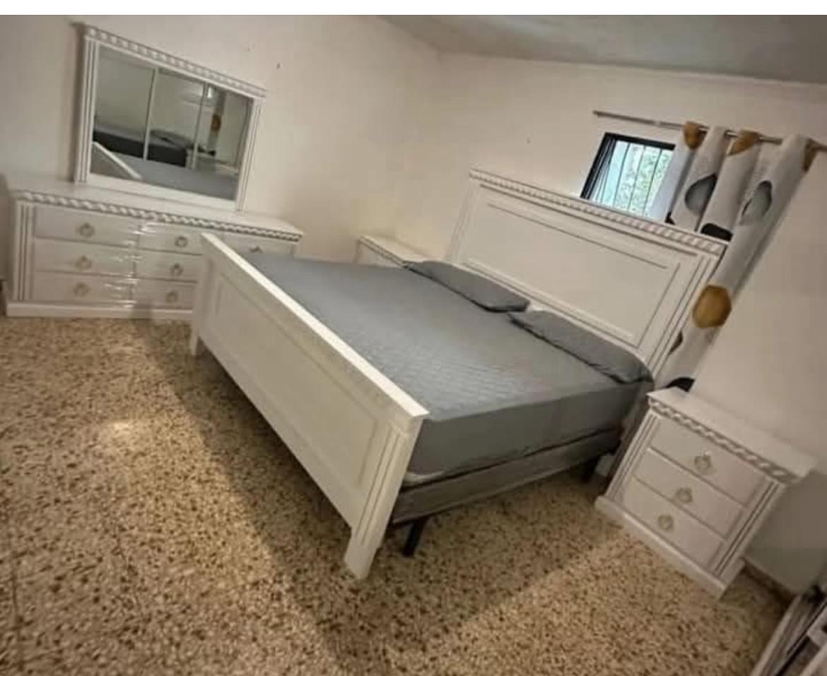 JUEGO DE HABITACIÓN CON SUS COLCHONES  en Santo Domingo DN Foto 7278850-2.jpg