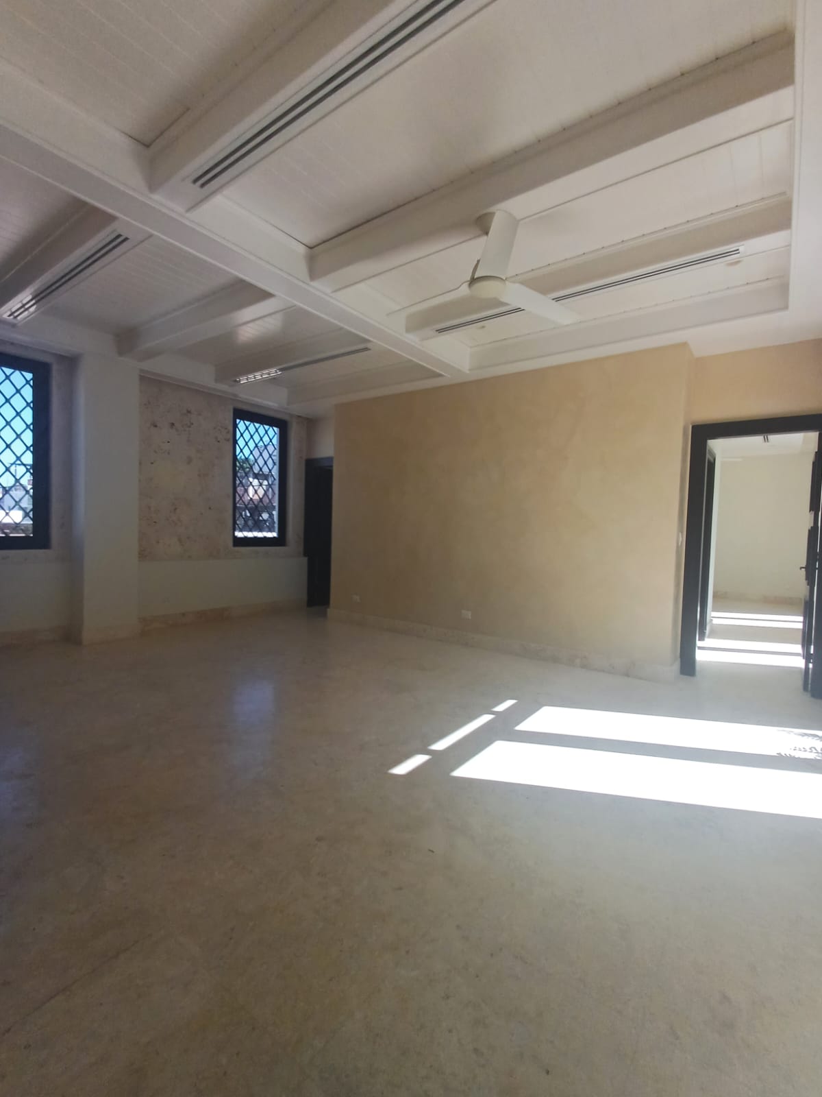 Venta Apart-Hotel. USD10500000 Foto 7279007-4.jpg