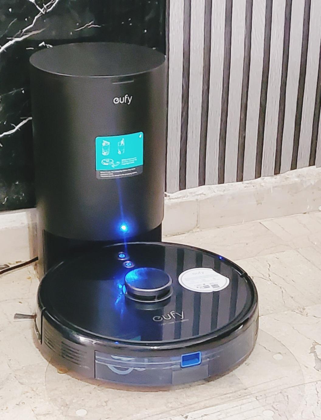 Aspiradora robot Trapea barre chequeo de mapeo láser usa app Foto 7279022-2.jpg