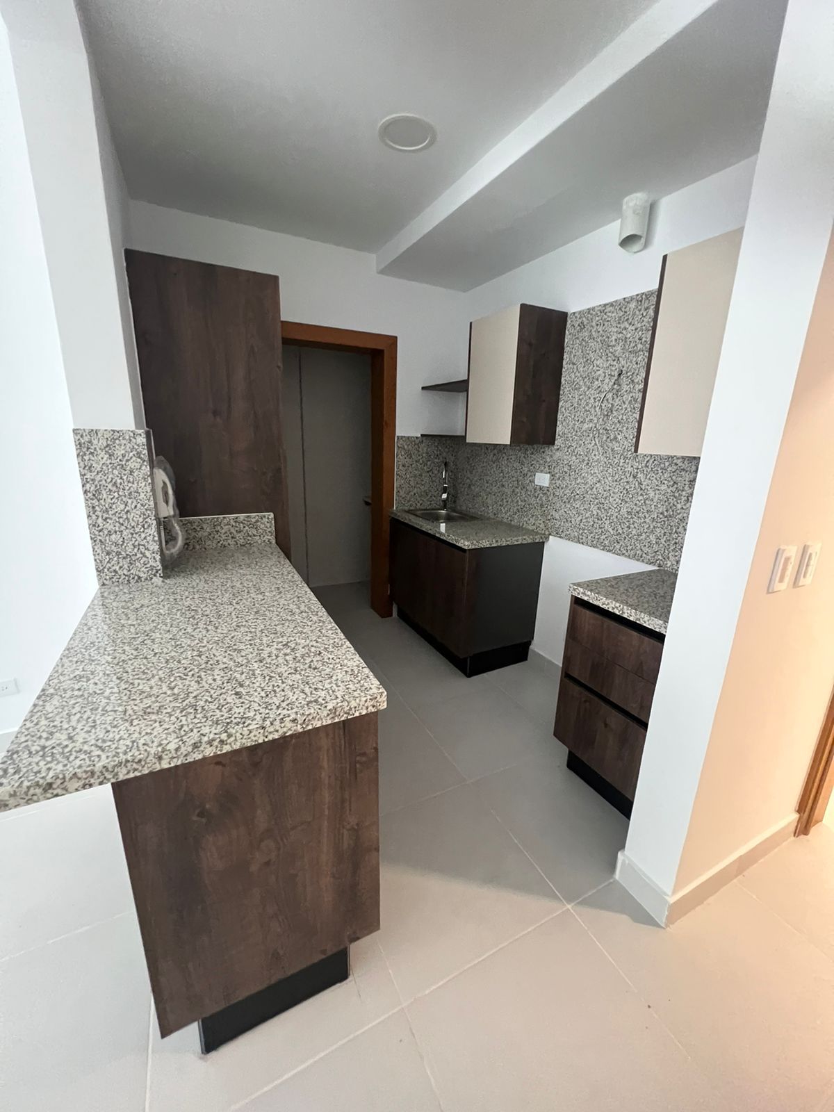 Apartamento de 1 Habitaciones en Venta en Evaristo Morales.  Foto 7279051-3.jpg
