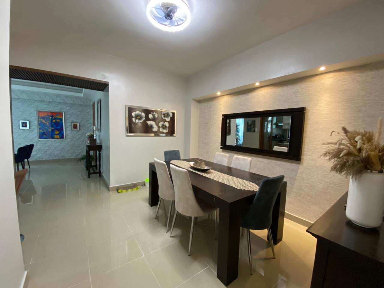 Apartamento de 3 Habitaciones en Venta en Evaristo Morales.  Foto 7279054-1.jpg