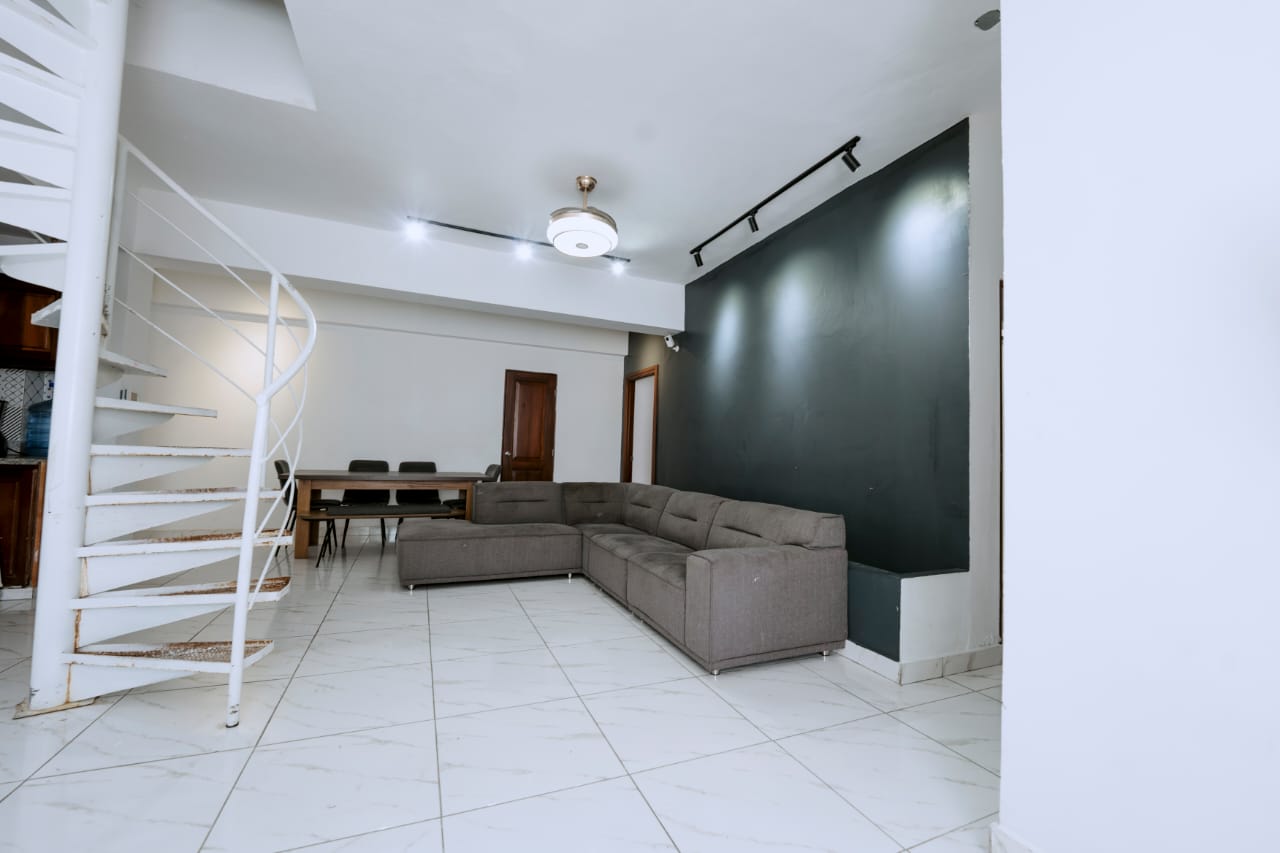 Apartamento de 3 Habitaciones en Venta en la Av. Independencia.  Foto 7279071-6.jpg