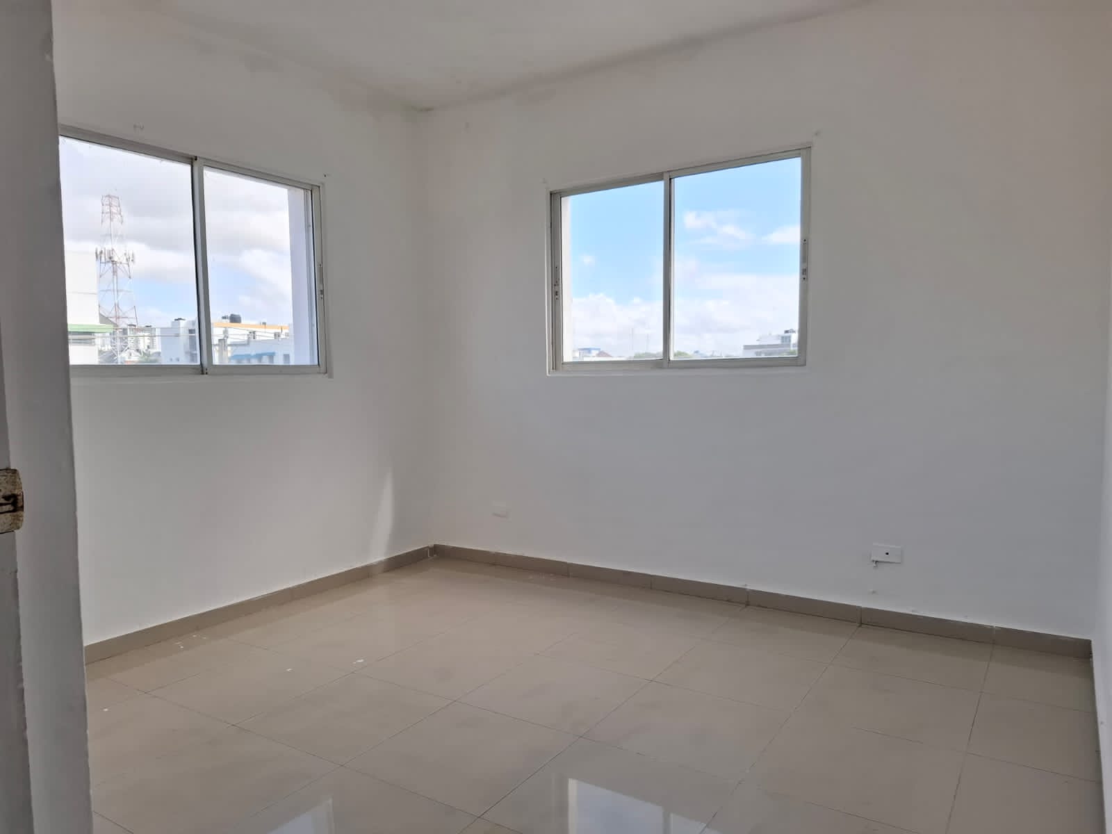 Apartamento de 3 Habitaciones en Venta en la Av. Ecológica.  Foto 7279072-1.jpg