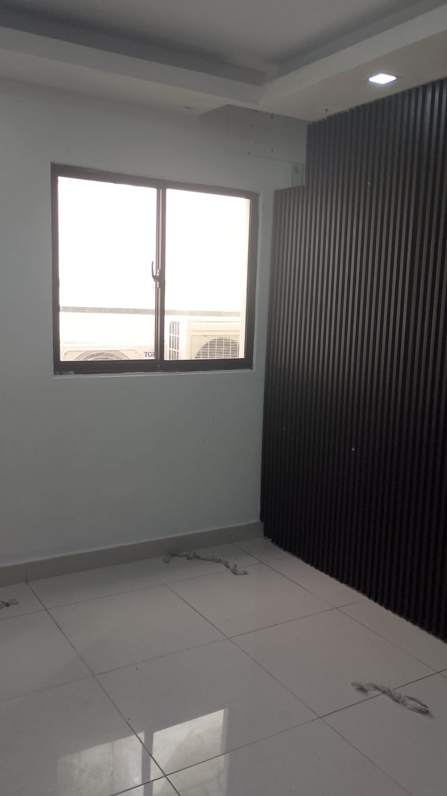 Alquilo Local Comercial Preparado para dealer de Vehículo en el Ensanc Foto 7279262-3.jpg