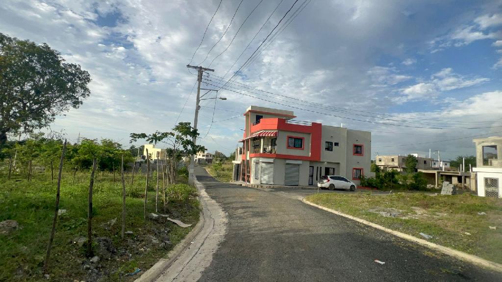 SOLARES  Invierte en el Futuro con Residencial Doña Luz!  Foto 7279537-5.jpg