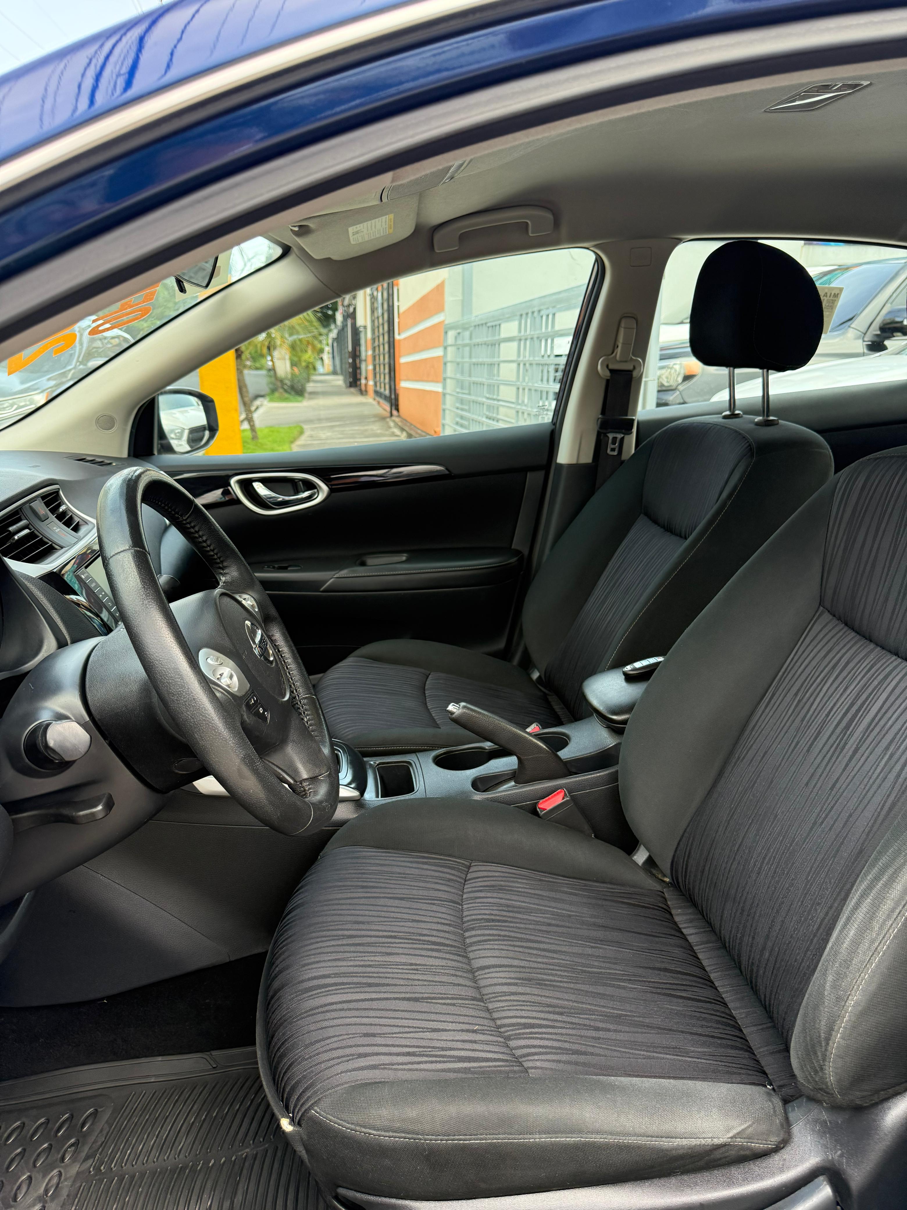 nissan sentra sv Foto 7279648-6.jpg