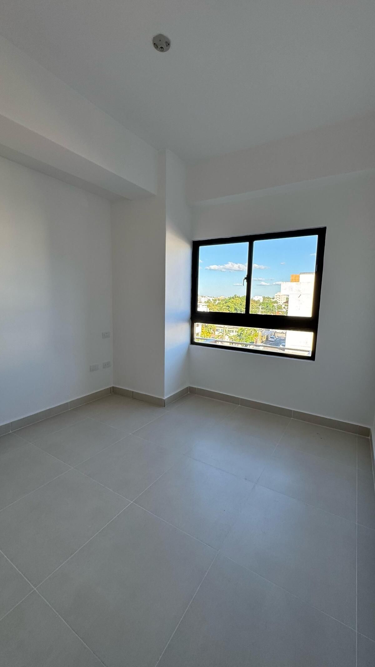 Apartamento 4to. Nivel en Arroyo Hondo Viejo Foto 7279660-6.jpg