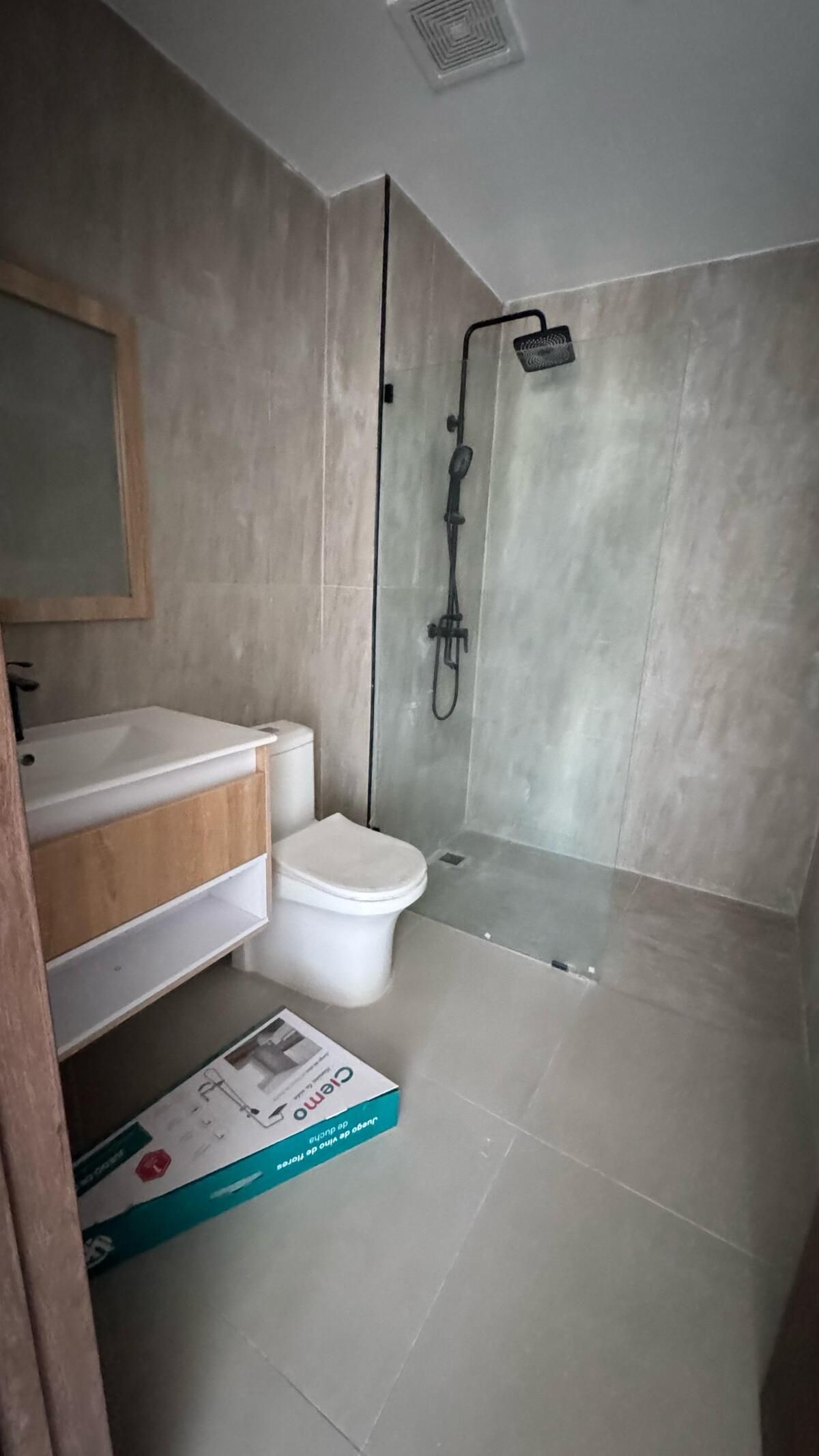 Apartamento 4to. Nivel en Arroyo Hondo Viejo Foto 7279660-7.jpg