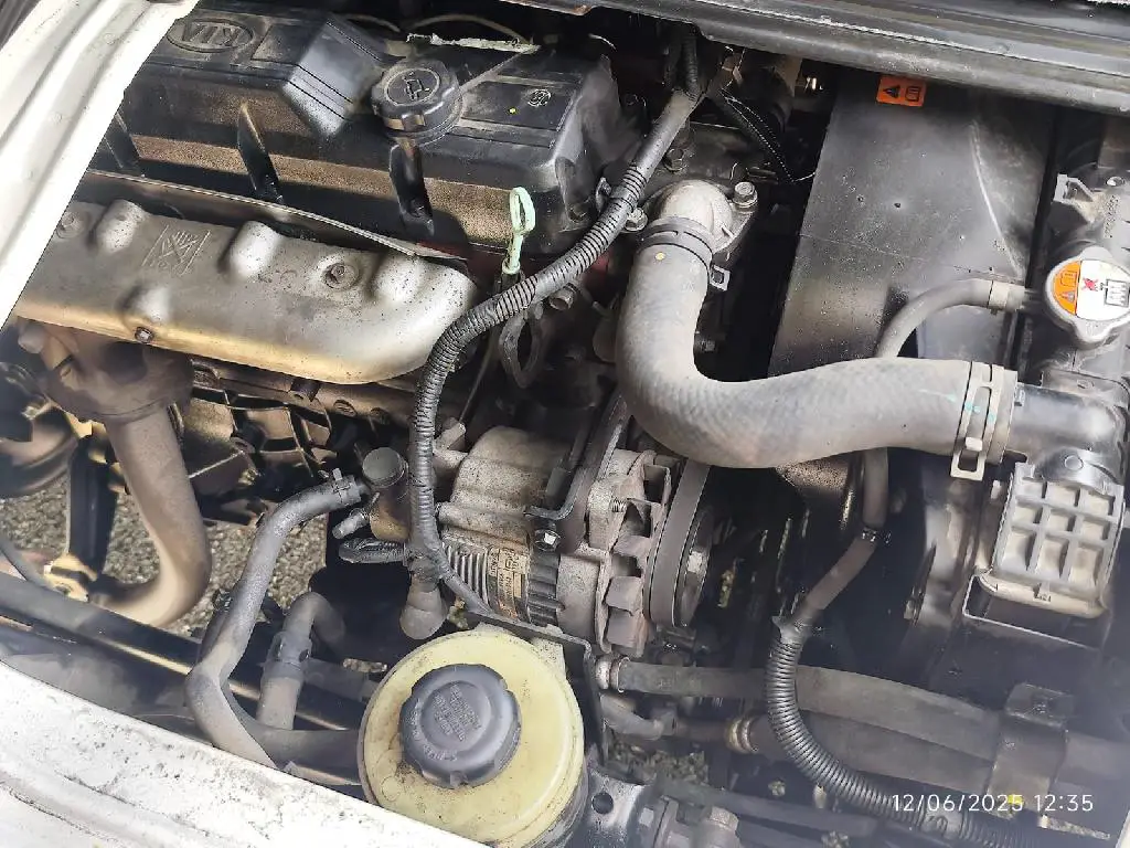  Camion Kia K2700 Foto 7279886-6.jpg