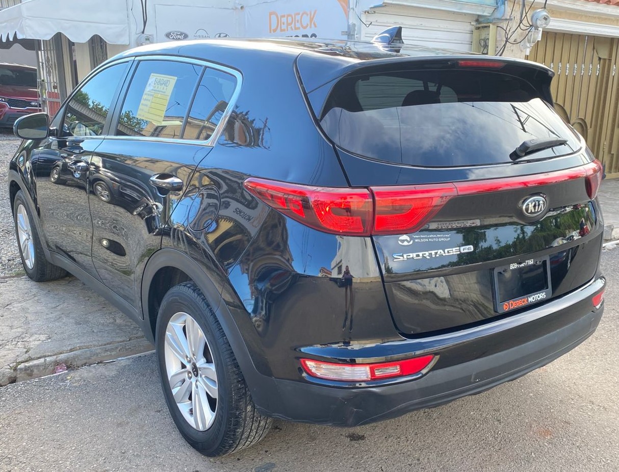 KIA SPORTAGE LX 2019  Foto 7279999-3.jpg