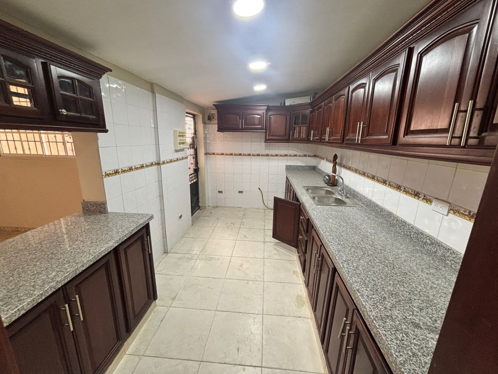 Casa en Villa Carmen Santo Domingo Este de tres habitaciones Foto 7280004-11.jpg