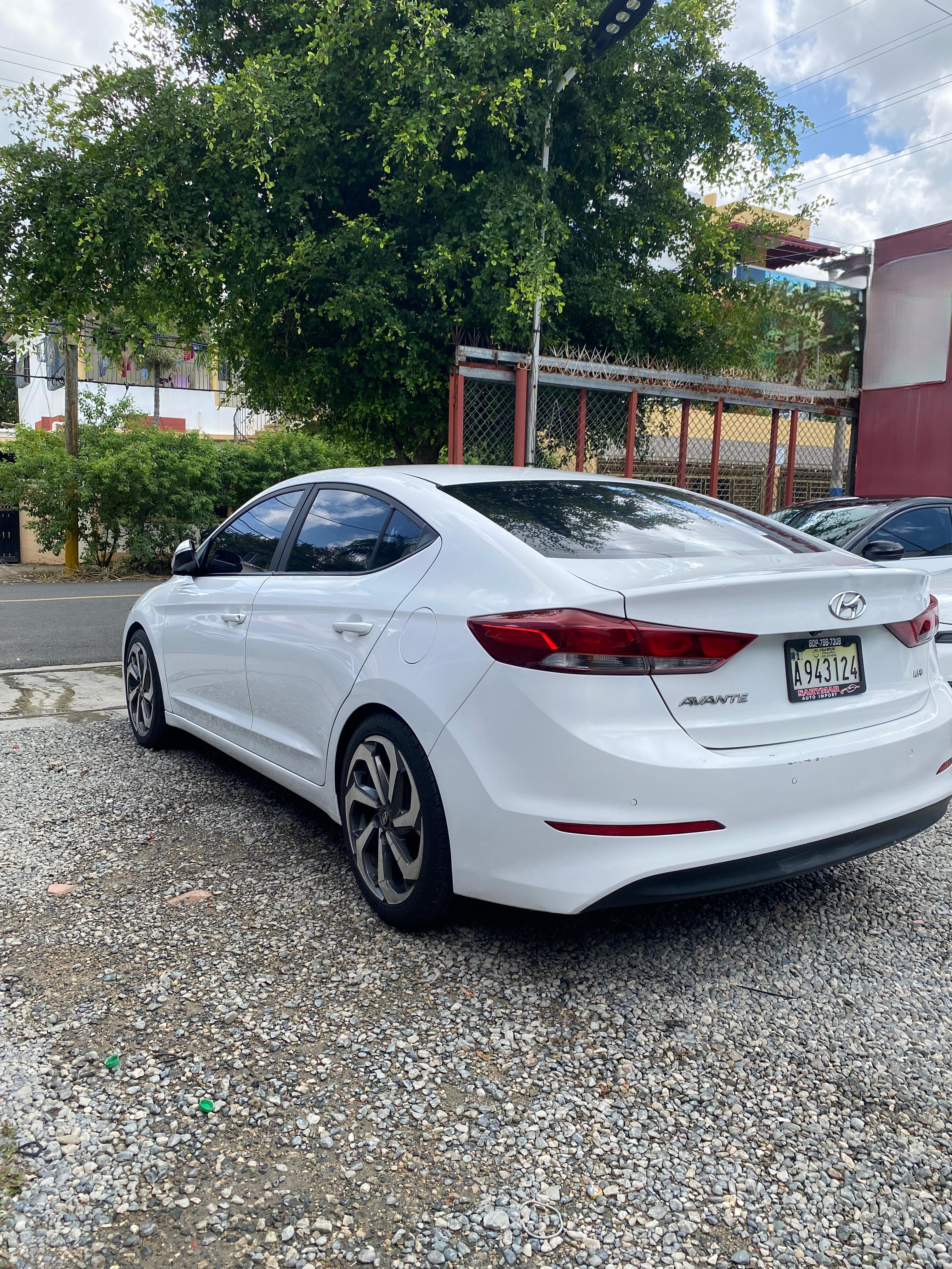 Hyundai AVANTE 2017 LPI Foto 7280794-7.jpg