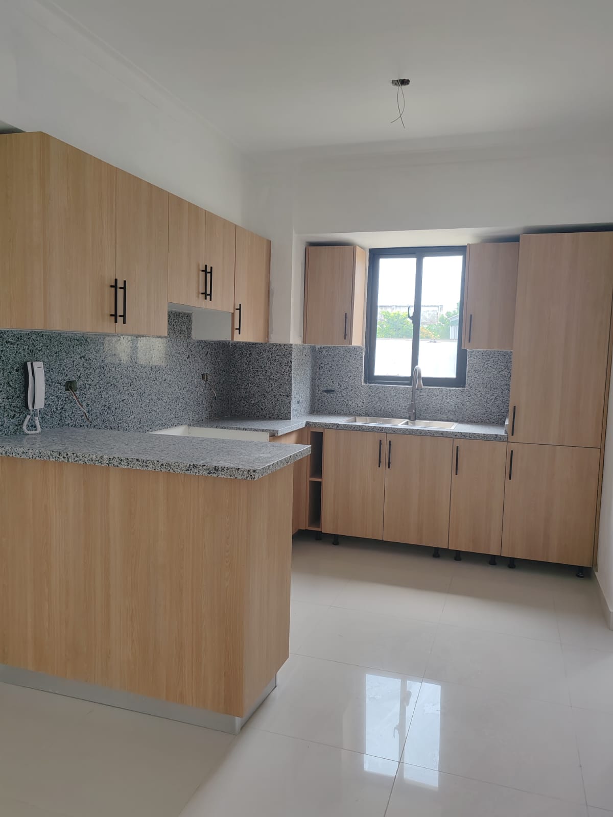 Vendo apartamento en la auto pista de san isidro próximo al bravo Foto 7281471-1.jpg