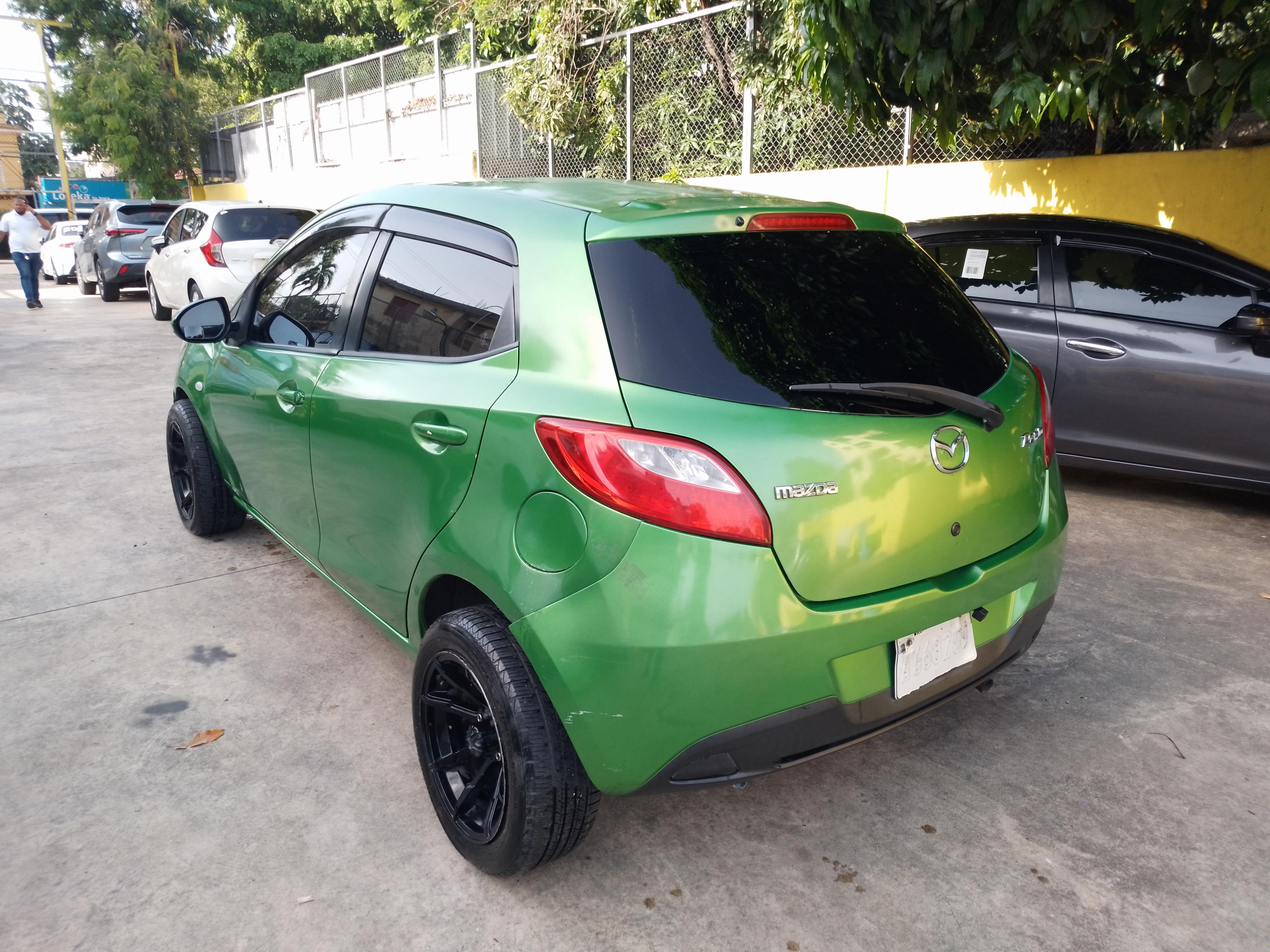 Mazda Demio 2010 Foto 7281516-4.jpg