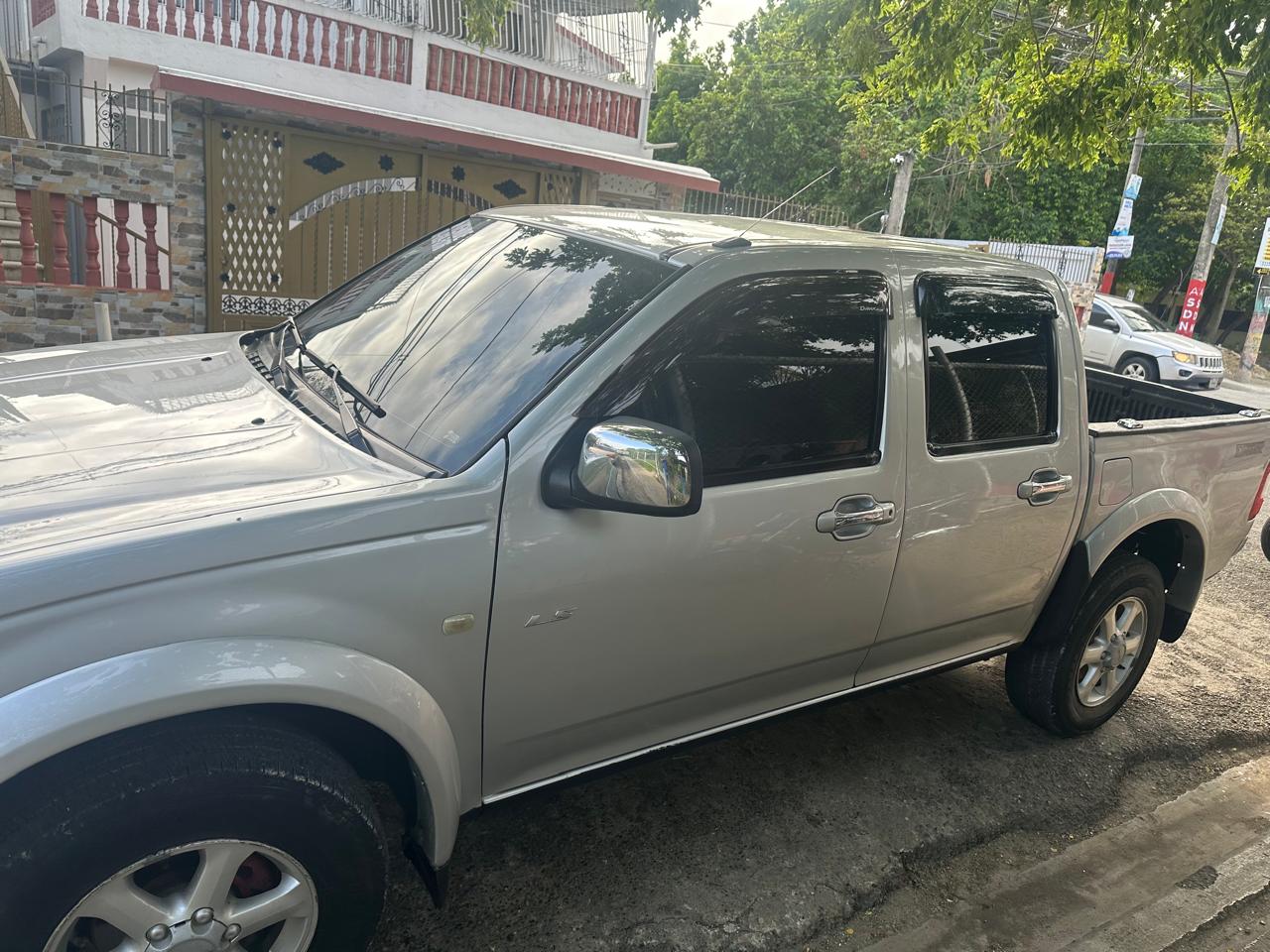 isuzu Dmax 4x4 2005 Foto 7282073-10.jpg