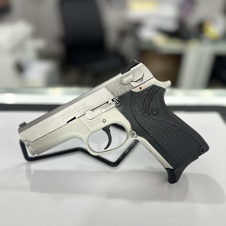 Smith y wesson 6906 Foto 7282106-1.jpg