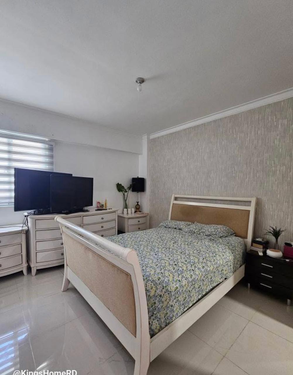 Apartamento de 2 Habitaciones en Venta en Gazcue. Foto 7282234-5.jpg