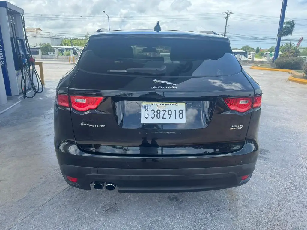 Jaguar F-PACE 2017 Foto 7282238-2.jpg
